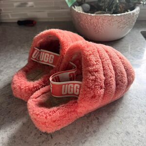 UGG Fluff Yeah slippers
